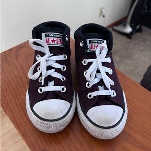 Converse Kids High-Top Sneakers like new!
